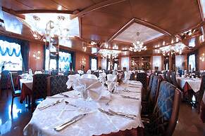 Hotel Cristallo