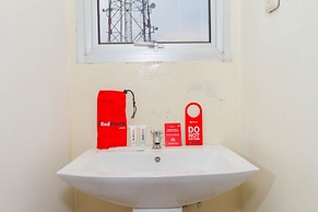 RedDoorz Plus @ Surapati 2