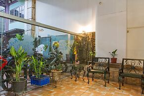 RedDoorz Plus @ Surapati 2