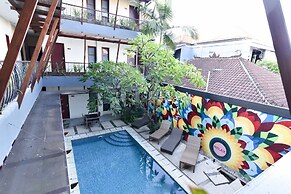 RedDoorz near Legian Street