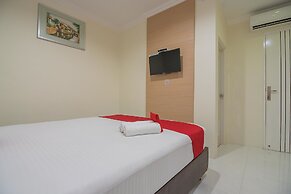 RedDoorz near MT Haryono Semarang