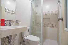 RedDoorz near MT Haryono Semarang