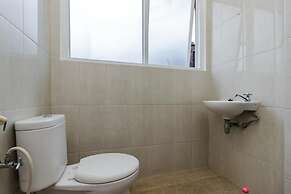 RedDoorz Premium @ Ampera Raya 2