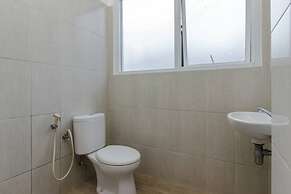 RedDoorz Premium @ Ampera Raya 2