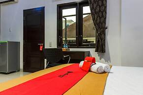 RedDoorz Premium @ Ampera Raya 2