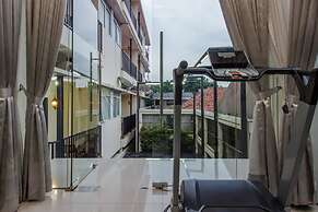 RedDoorz Premium @ Ampera Raya 2