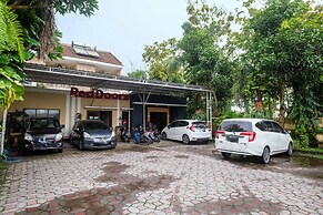 RedDoorz Syariah @ Colomadu 2