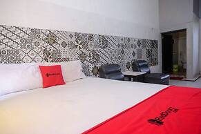 RedDoorz Syariah @ Colomadu 2