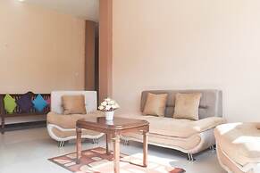 RedDoorz Syariah near Batu Night Spectacular