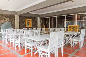 RedDoorz Plus @ Otista Garut