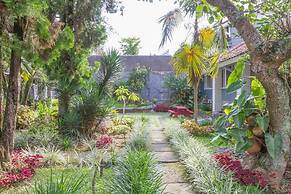 RedDoorz Plus @ Otista Garut