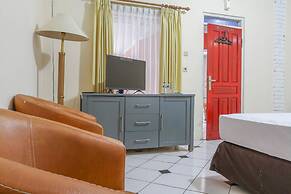 RedDoorz Plus @ Otista Garut