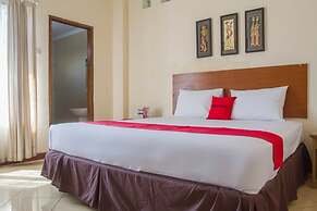 RedDoorz Plus @ Otista Garut