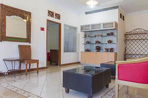 RedDoorz Plus @ Otista Garut