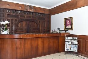 RedDoorz near Kampung Warna Warni