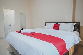 RedDoorz near Ringroad City Walks Medan