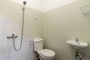 RedDoorz near Plaza Atrium Senen