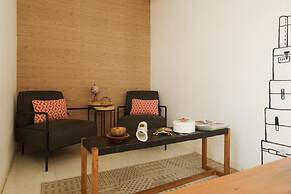 RedDoorz Plus near Exit Toll Puncak 2