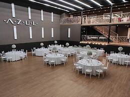 AZUL Hotel & Restaurant