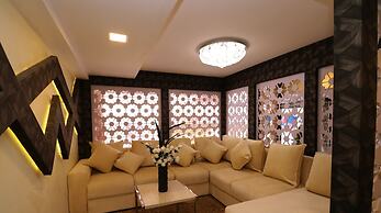 Hotel Rudra View & Spa