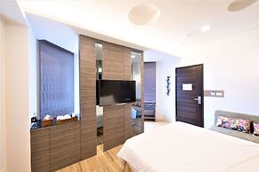 Clear Sky Laurel B&B