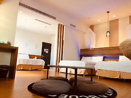 Clear Sky Laurel B&B