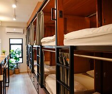 Tropical Summer Hostel