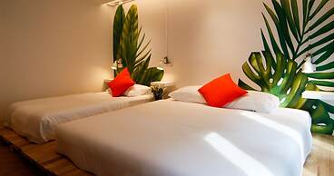 Tropical Summer Hostel