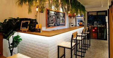 Tropical Summer Hostel