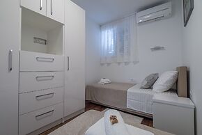 Drop In Split Suites