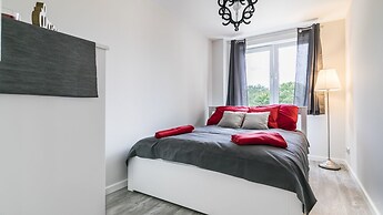 Maya's Flats & Resorts- Szopy