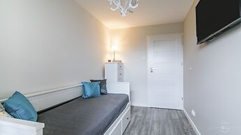 Maya's Flats & Resorts- Szopy