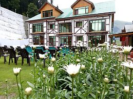 Hotel Glacier Heights