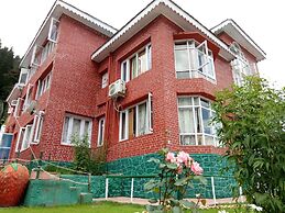 Hotel Glacier Heights