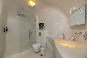 Aesthesis Boutique Villas Fira