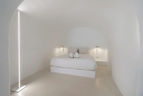 Aesthesis Boutique Villas Fira