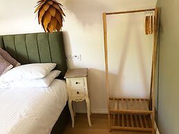 The Cottages at Crouchers Orchards