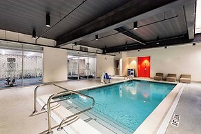 Aloft Savannah Downtown Historic District