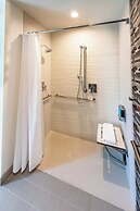 Aloft Savannah Downtown Historic District