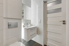 Aura by Downtown Apartments