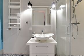 Aura by Downtown Apartments