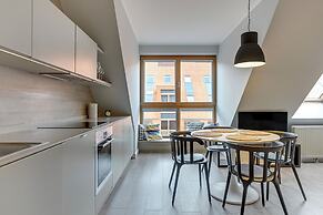 Aura by Downtown Apartments