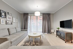 Aura by Downtown Apartments