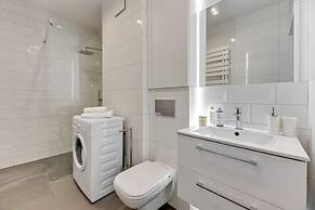 Aura by Downtown Apartments