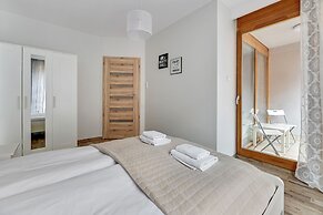 Aura by Downtown Apartments