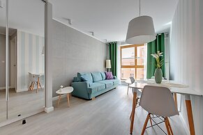 Aura by Downtown Apartments