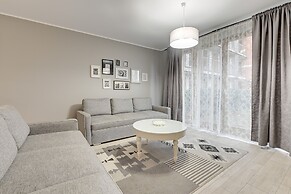 Aura by Downtown Apartments