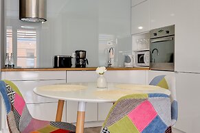 Aura by Downtown Apartments