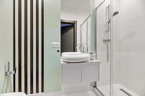 Aura by Downtown Apartments