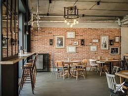 Aura by Downtown Apartments